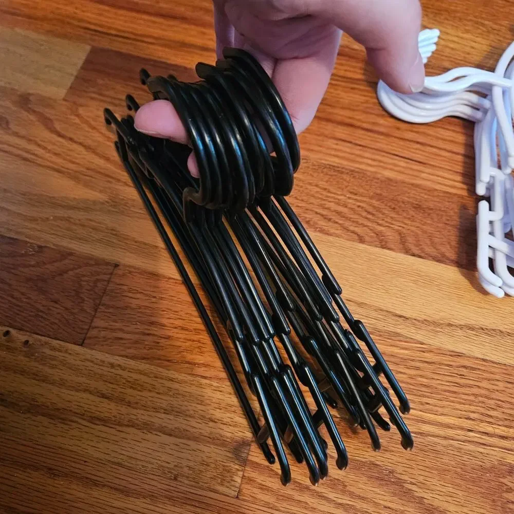 LOT 10 Black & 10 White Baby & Toddler Clothing Hangars